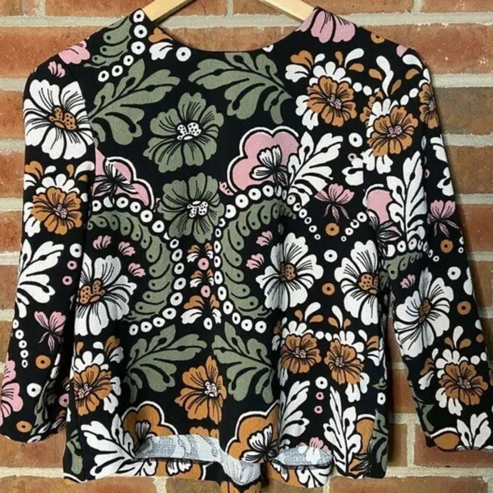 H&M 3/4 sleeve retro fall colors floral top black cropped size 12 - Picture 3 of 13